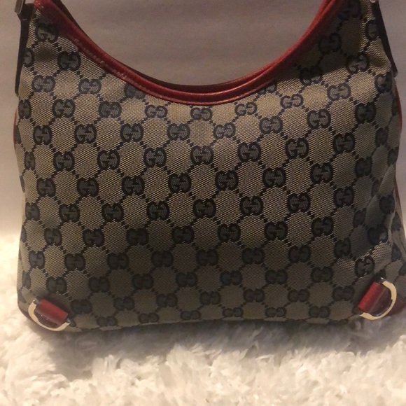 Gucci - Picture 3 of 6